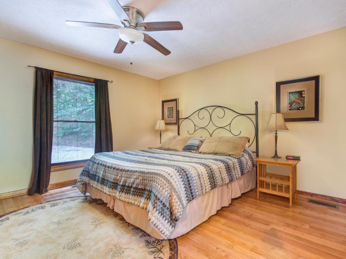 Between Here & There, 3 Bedrooms, Sleeps 6, Views, Hot Tub Gatlinburg Exterior photo